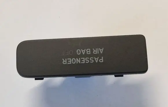Volkswagen Tiguan Passenger airbag on/off switch 5M0919234B