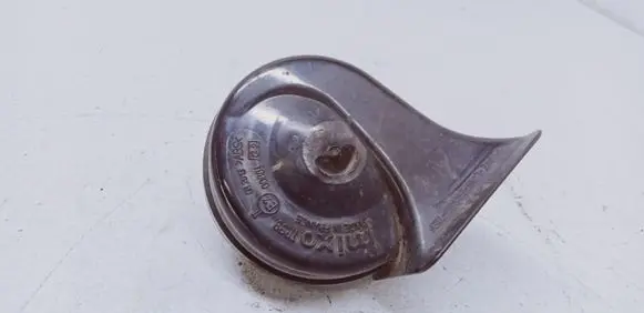 Volkswagen Golf IV Horn signal