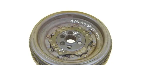 Audi A3 S3 8P Dual mass flywheel 06F105266L BWA