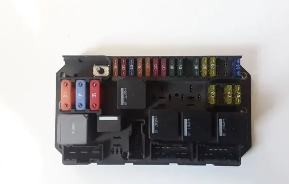 Land Rover Range Rover L322 Fuse module 518879002