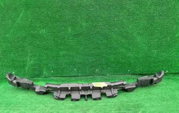 Front bumper foam support bar
