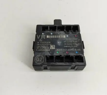 Mercedes-Benz AMG GT R190 C190 Door control unit/module A2129009229 A2129019208