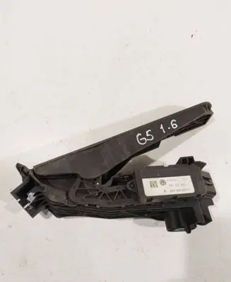 Volkswagen Golf V Accelerator throttle pedal 1K1721503L 6PV00860000 1K1721503AB
