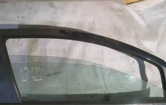 Fiat Punto (188) Front door window glass four-door as2