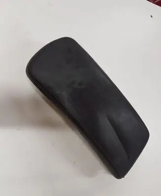 Renault Laguna III Armrest 1000967 47000140BB002