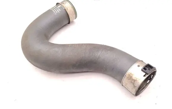 Intercooler hose/pipe