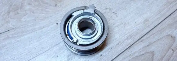 Volkswagen PASSAT B6 Timing belt/chain tensioner 40bd6220