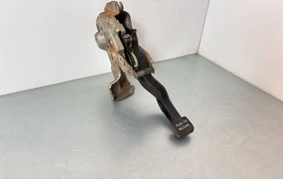 Jeep Grand Cherokee Handbrake/parking brake lever assembly 04779627AD