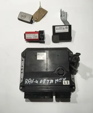 Toyota RAV 4 (XA30) Engine ECU kit and lock set 8966142C00 1758007734 626905000