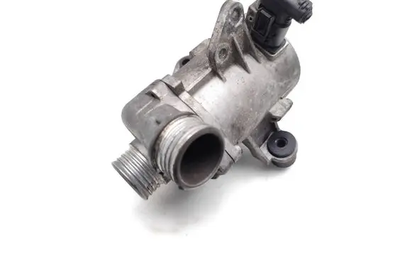 BMW 3 E90 E91 Webasto circulation pump for autonomous heater 70285320 19T316