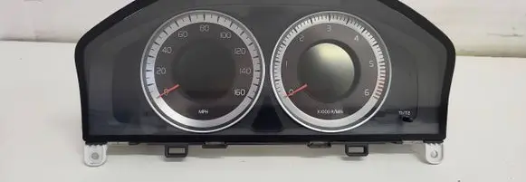 Volvo XC60 Speedometer (instrument cluster) 36001841 31343330AA 1019729