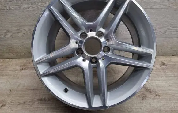 Mercedes-Benz C AMG W204 R17 alloy rim A2044012400