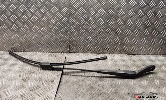Volvo S60 Windshield/front glass wiper blade 30753504