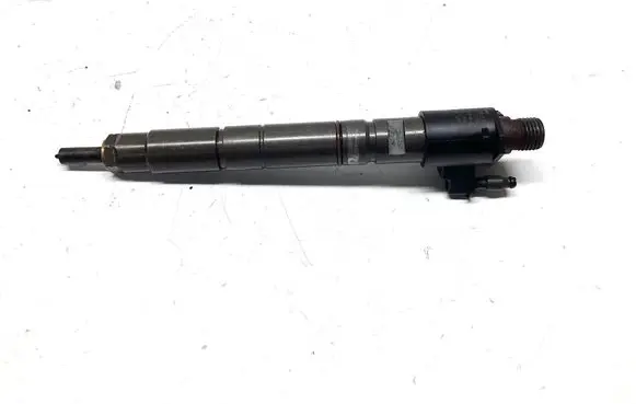 Volvo V60 Fuel injector 31303238 0445116046