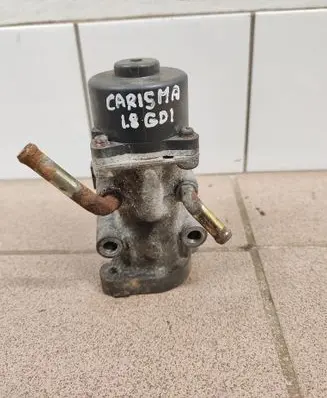 Mitsubishi Carisma EGR valve 79582