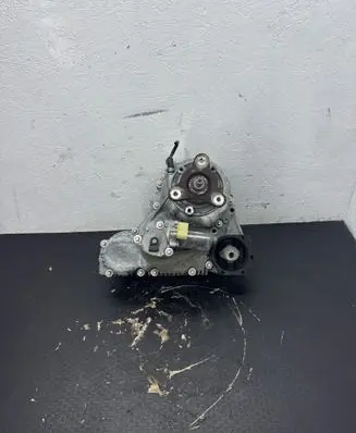 BMW 3 E90 E91 Gearbox transfer box case 7548666 ATC300