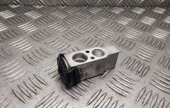Toyota Prius (XW20) Air conditioning (A/C) expansion valve 