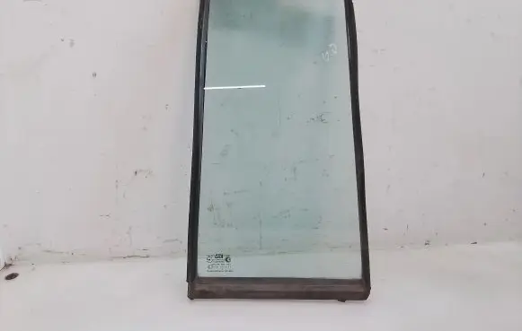 Hyundai Galloper Rear vent window glass 43R001235