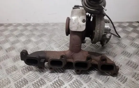 Volkswagen PASSAT B7 Turbo 03L253016T