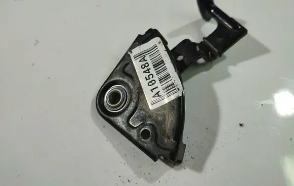 Engine bonnet (hood) release handle