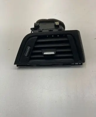 BMW 4 F32 F33 Dashboard side air vent grill/cover trim 9218550 508837
