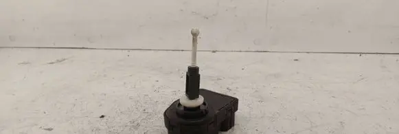 Mercedes-Benz E W210 Headlight level adjustment motor 00745701