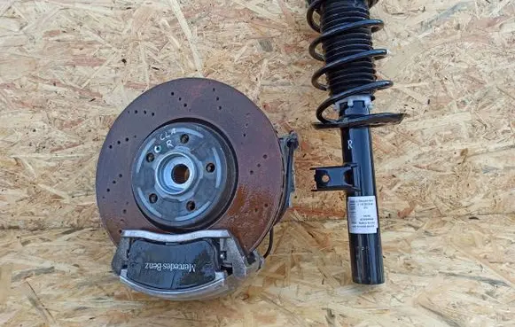 Mercedes-Benz CLA C118 X118 Front wheel hub spindle knuckle 