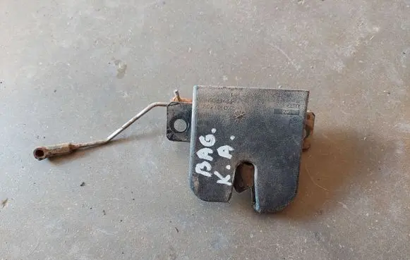 Volkswagen Caddy Tailgate/trunk/boot lock/catch/latch