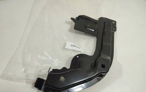 Porsche Macan (95B) Headlight/headlamp mounting bracket 95B805475