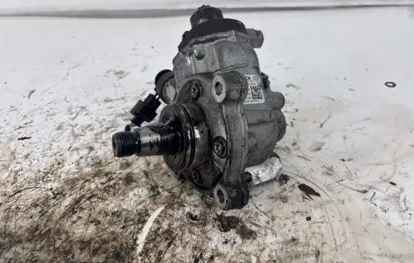 Jaguar XF Fuel injection high pressure pump 0445010706 G4D39B395AA