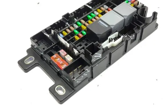 Land Rover Evoque II Fuse module K8D214N030AD 59CV12F06B 29122019