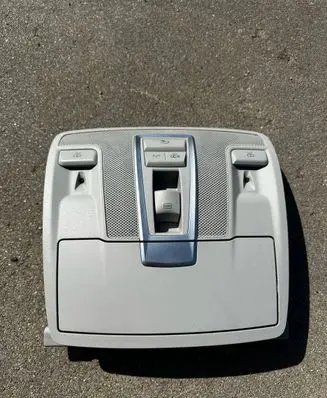 Mercedes-Benz ML W166 Front seat light A1669062401 LK1009646802 90464MJ214271