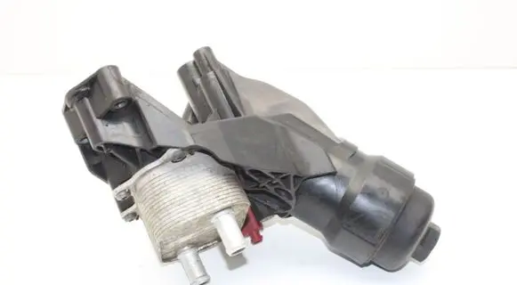 Audi Q5 SQ5 Engine oil radiator 03N115389N 03N117021B