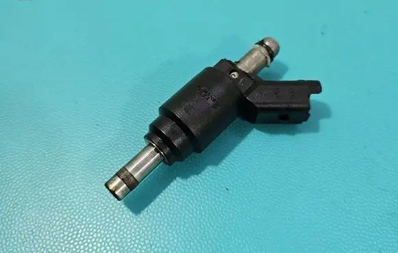 Fuel injector