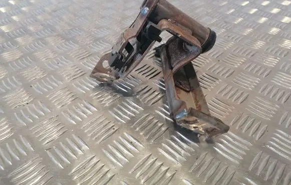 Audi Q7 4L Other handbrake/parking brake parts 7L8721812F