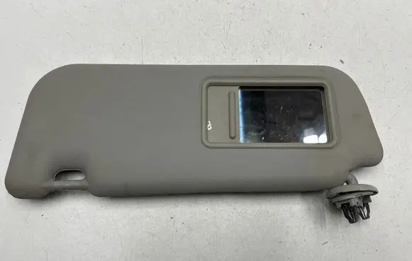 Toyota Avensis T270 Sun visor