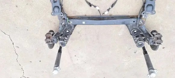 Seat Leon (5F) Rear axle beam 5Q0501115