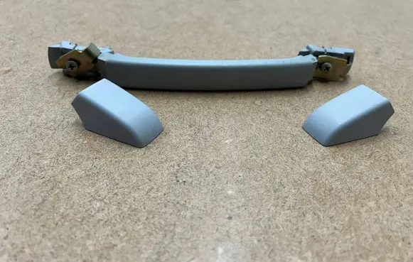 BMW 3 E46 Front interior roof grab handle 51168231322 8231322 51168244447