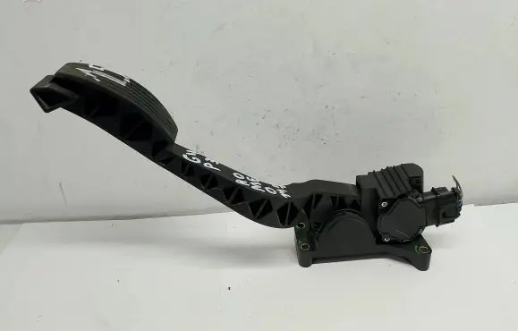 Alfa Romeo 147 Accelerator throttle pedal 0281002380