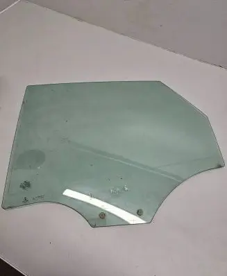 Audi Q3 8U Rear side window DOT24M189AS2 E000292