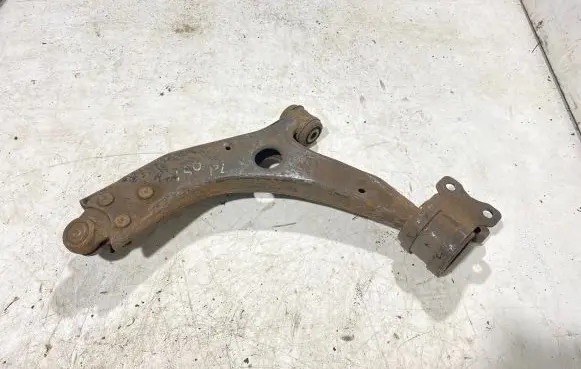 Volvo V50 Front lower control arm/wishbone
