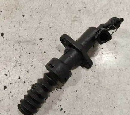 Peugeot 807 Clutch master cylinder