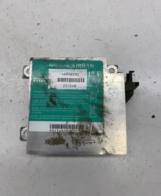 Fiat Punto (188) Airbag control unit/module 46806592 331248