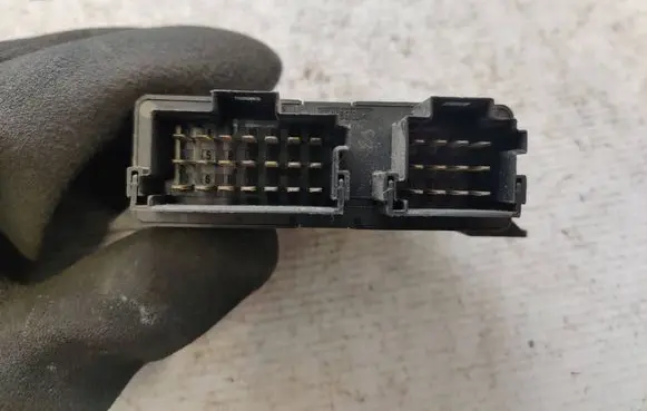 Mercedes-Benz Sprinter W901 W902 W903 W904 Alarm control unit/module A0004460444 05060710