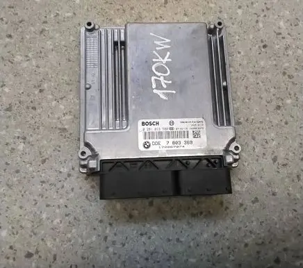 BMW 5 E60 E61 Engine control unit/module 7803369 0281013500
