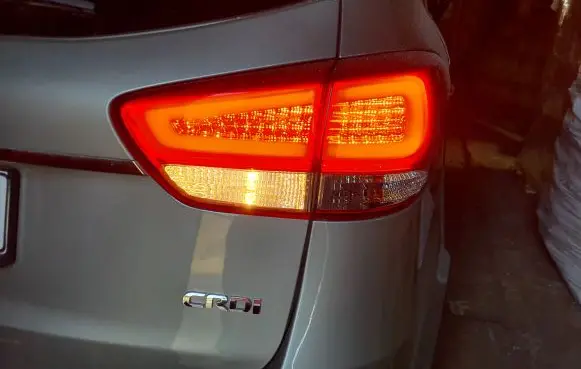 KIA Carens III Rear/tail lights 92402A4110