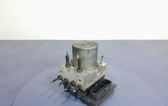Audi A6 Allroad C5 ABS Pump 4F0614517A