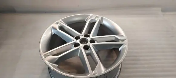 Opel Mokka R19 alloy rim 95016099