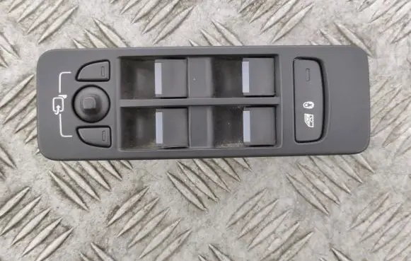 Land Rover Discovery Sport Electric window control switch FK7214540AB