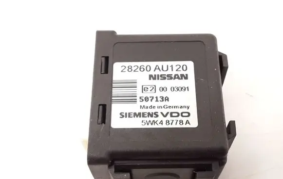Nissan Almera Tino Parking PDC control unit/module 28260AU120 50713A E20003091